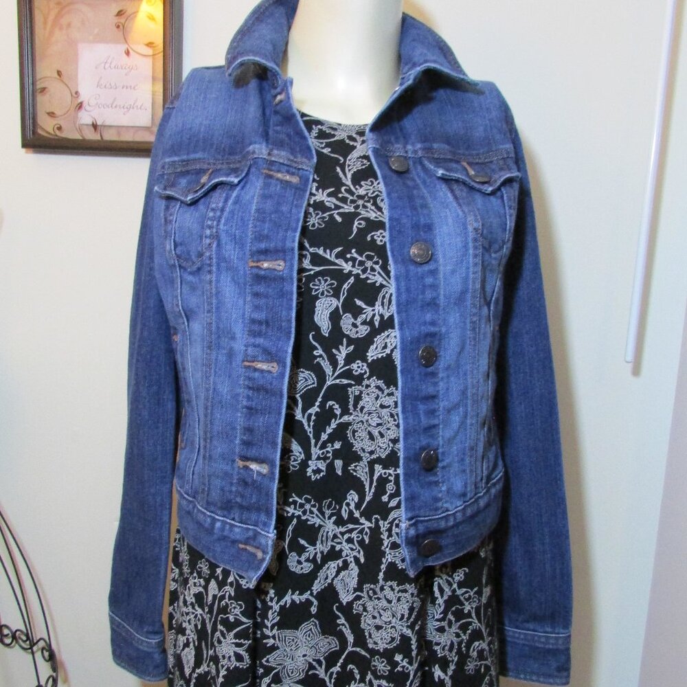 Old Navy Trucker Denim Jacket Dark Blue Classic! Soft! - Picture 2 of 6